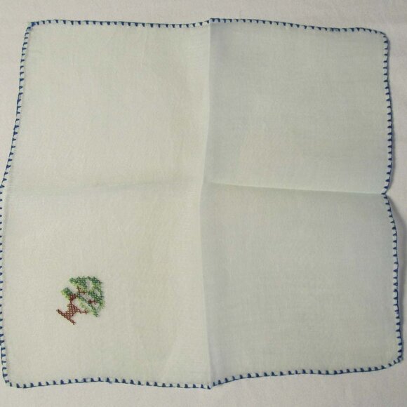 Vintage Chinese Embroidered Tablecloth & 4 Napkin Set - Linen from Asia - Picture 12 of 12